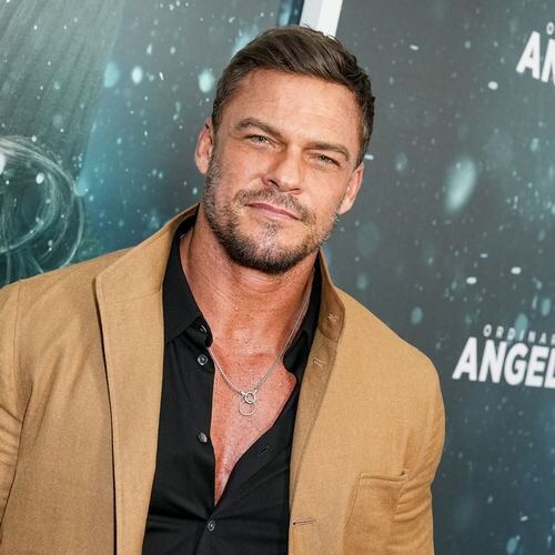 Alan Ritchson actor